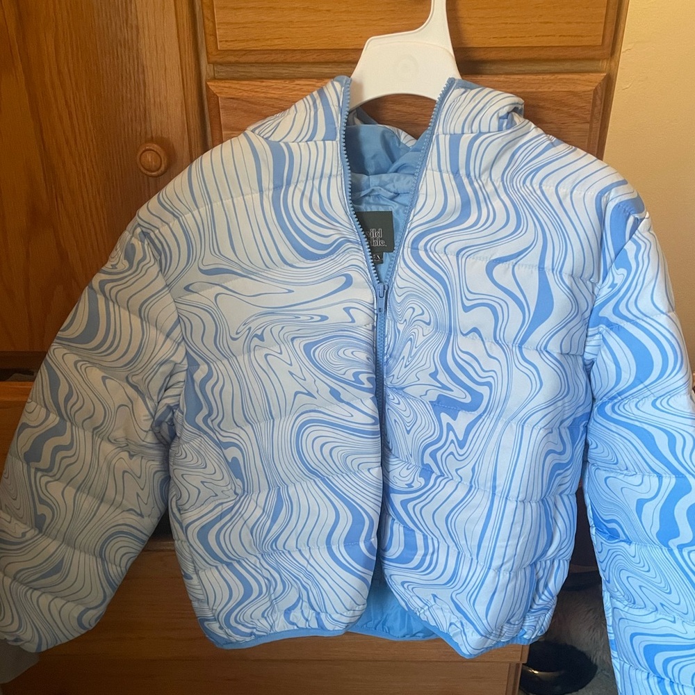 PUFFY JACKET